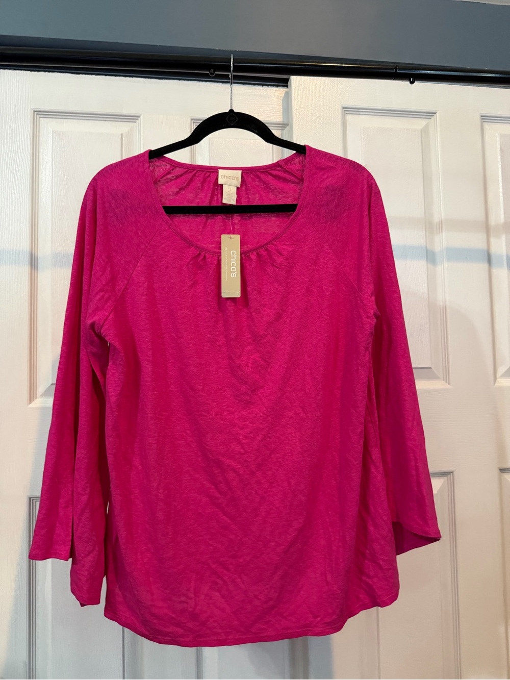 Chico's Long Sleeve Scoop Neck Bell Sleeve Top — Fuchsia NWT